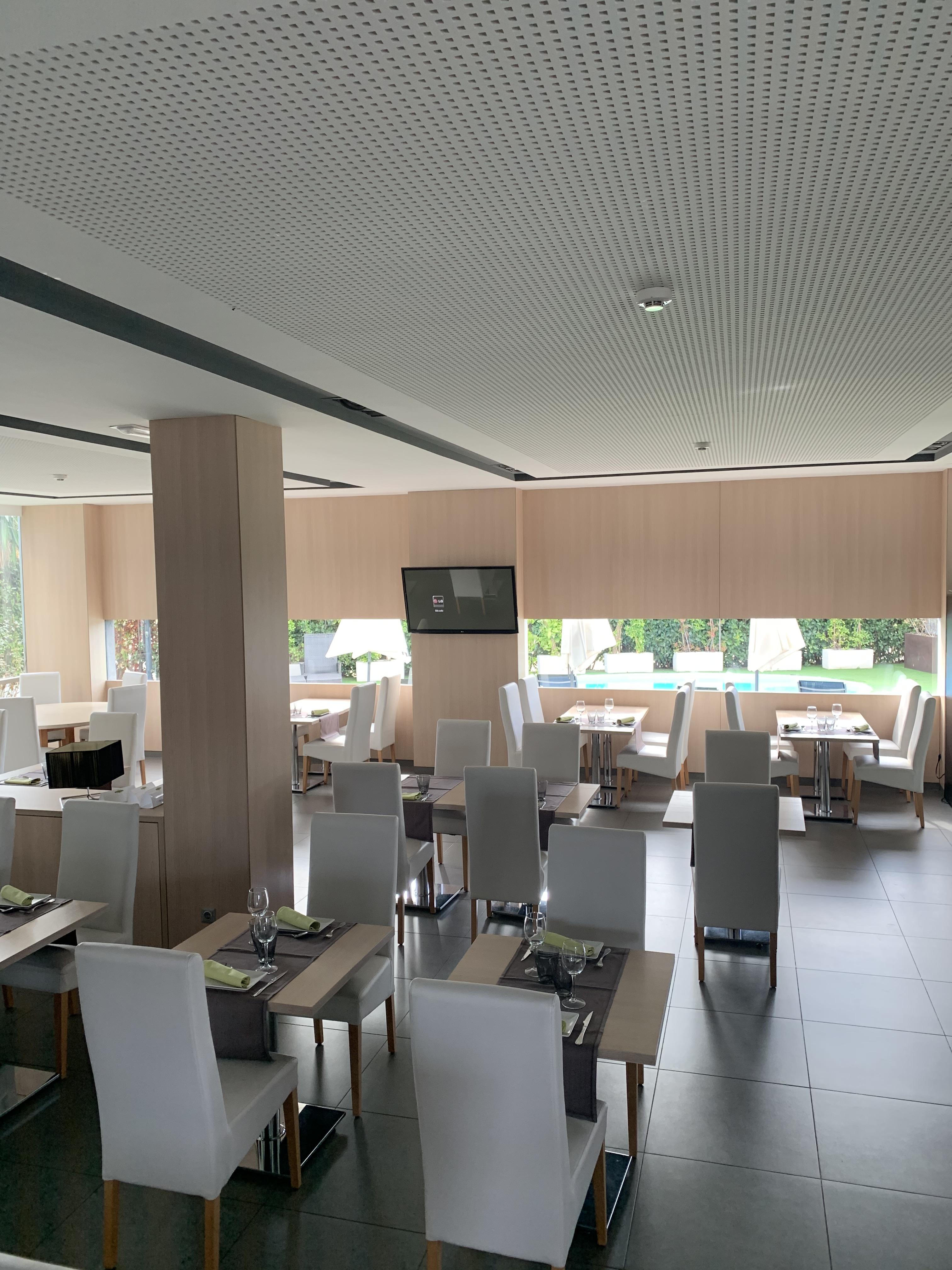 Hotel Sercotel Plana Parc Alquerias Del Nino Perdido Luaran gambar