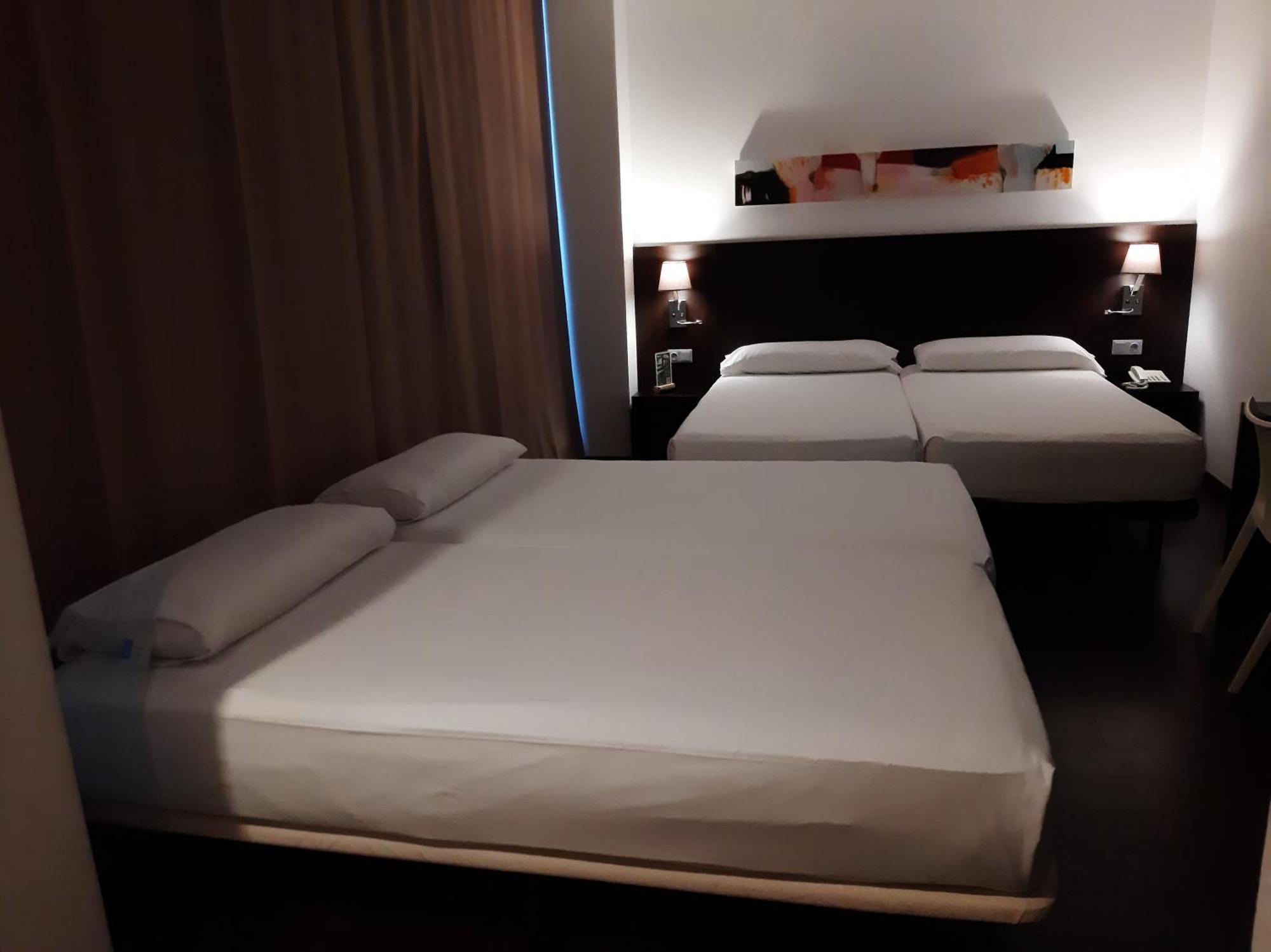 Hotel Sercotel Plana Parc Alquerias Del Nino Perdido Luaran gambar