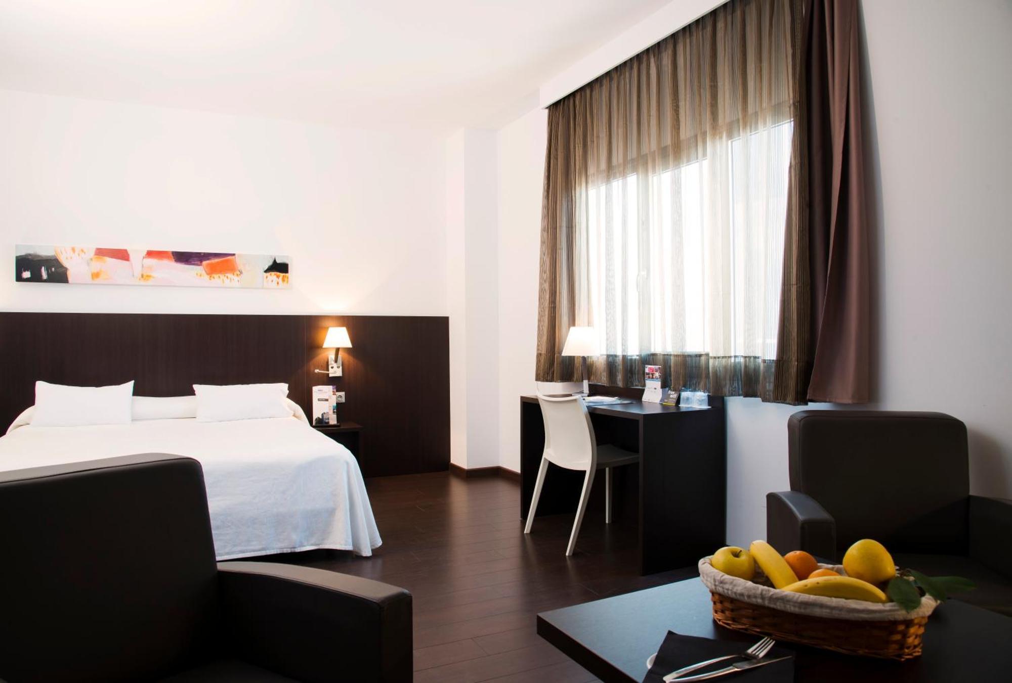 Hotel Sercotel Plana Parc Alquerias Del Nino Perdido Luaran gambar